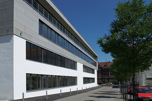 Ingenics Services Standort Ulm – Ihr Partner für Personalvermittlung und Arbeitnehmerüberlassung 